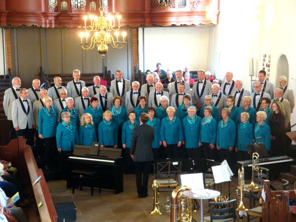 Der gemischte Chor beim Frühlingsfest 2014