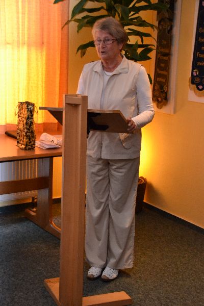 Ansprache von Gerda Vry vom Frauenchor der Harmonie