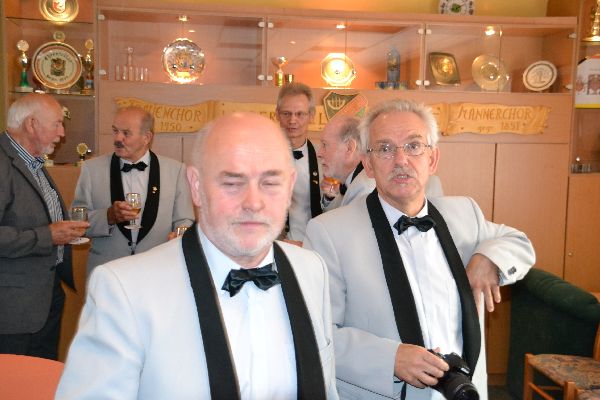 Auf dem Weg zur Theke