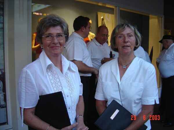 Bitte recht freundlich