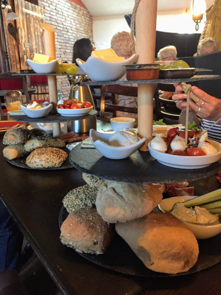 Frühstück am Bingumer Deich am 01.11.2018